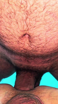 Monsters Wannen Necken Twink: Tiefes Küssen Und Berührende Glückseligkeit