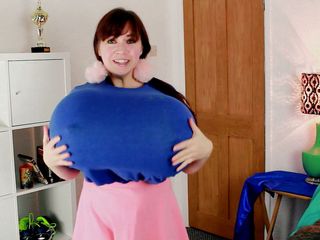 Tammie Madison: Stepsister enormous boobs