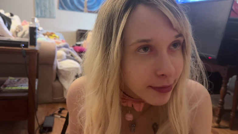 EmoDream1998: Step-daughter Gets Stuck and Stepdad Uses His Big Cock to...