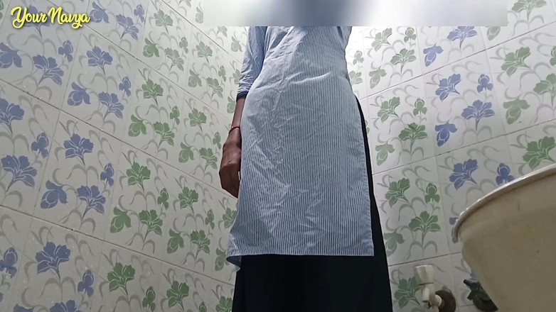 Your Navya: Setelah kuliah selesai, di kamar mandi kampus