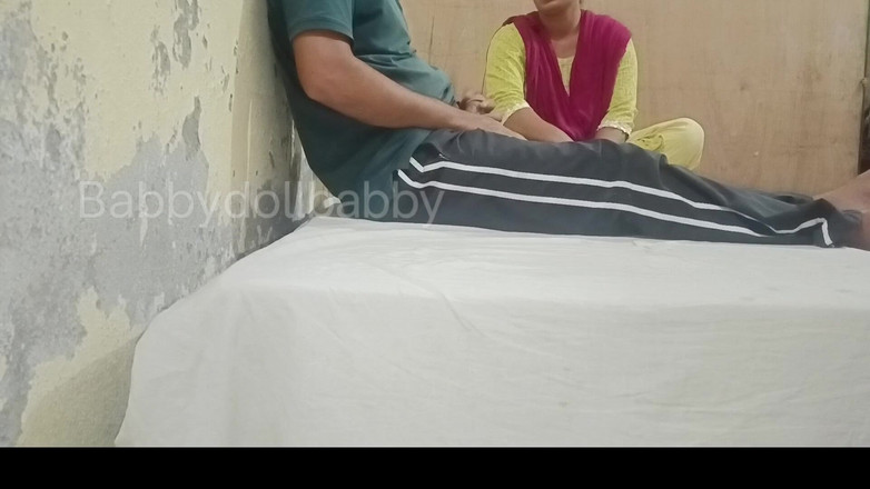 MHM: Učitel zábavně políbil svou studentku