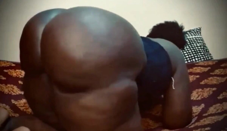 Dzaddy long strokes: SSBBW Oiled Twerk