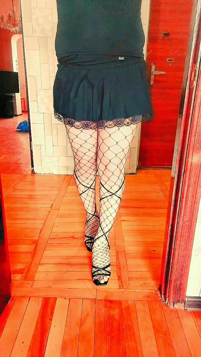 Kitty_Cross: Nampak bagus, merintih dengan lebih baik