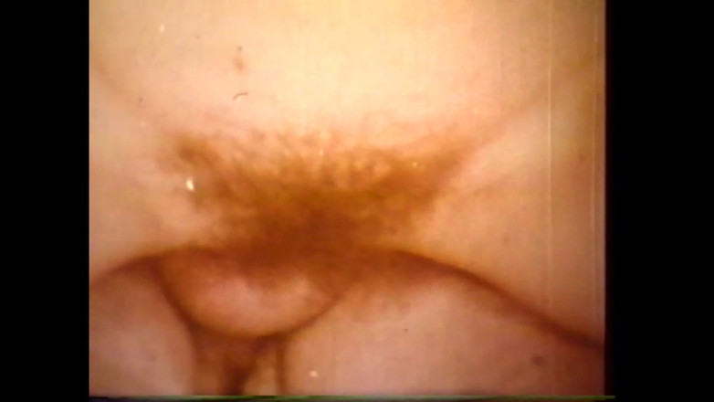 The Unforgettable: A jovem com seus filhos da mãe