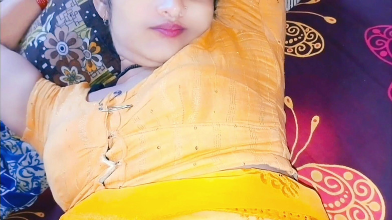 Janvibhabhii: Gara-gara nggak ada suami, aku menyerahkan diriku kepada ayah tiri...