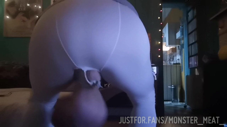 Monster_Meat_: Le voilà... Le gros cockzilla show