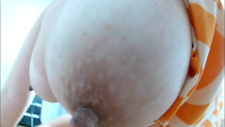 Minhaesposaparaoutro: 보지와 후장 플러그를 숭배하는 동안 황소를 구걸하는 아마추어 핫와이프