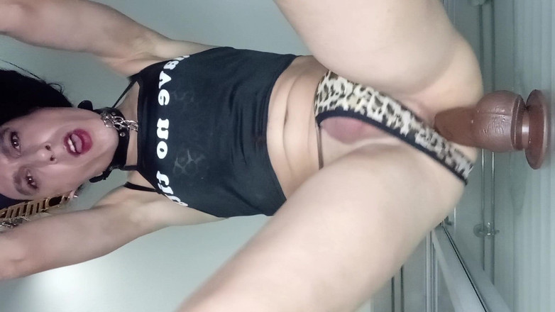 Penelopene27: Пенелопа кросдресерка трахається