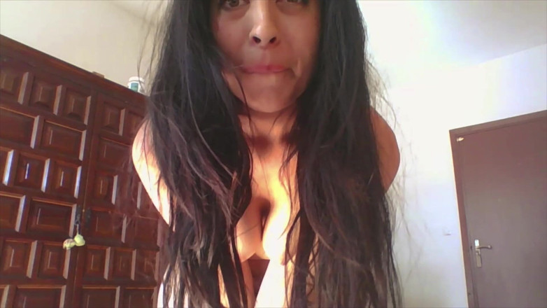 Luzyann: Chica con curvas de baile sexy