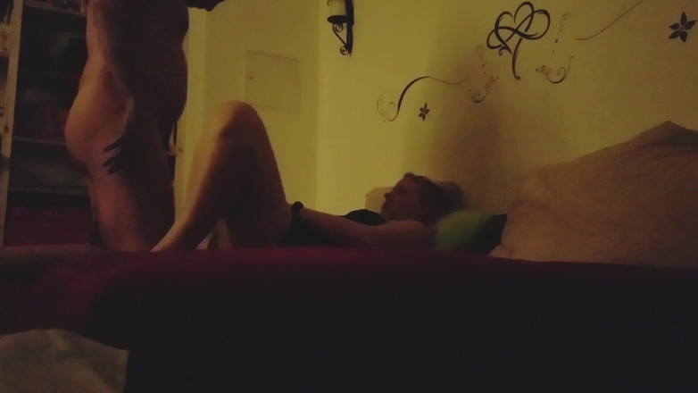 KittieNoOne: Fodida com força para gritar prazer