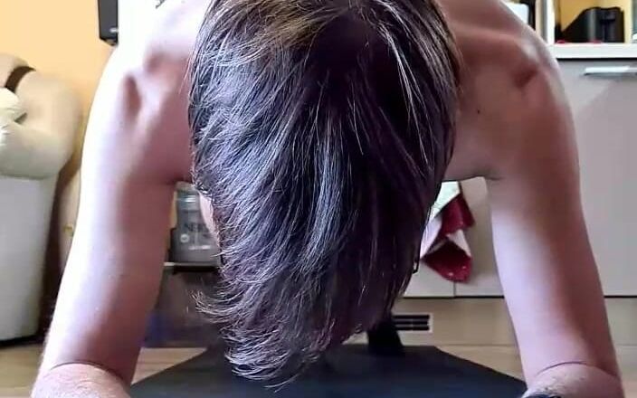 GayDuplo: Jockstrap में मेरा सुबह का अभ्यास करना