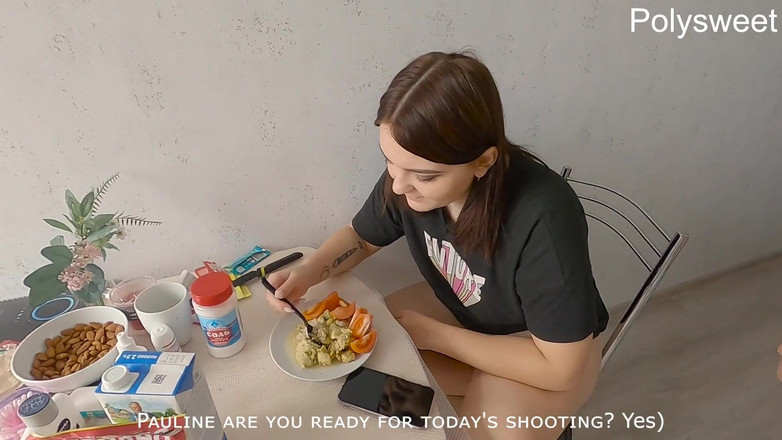 Polly Sweet: Гарячий мінет в машині і нахабний пеггінг в покинутому місці (сука стогне)