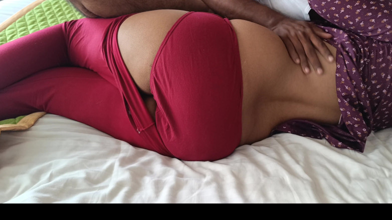 Pushpa porn: Chennai Housewife Shared Bed with Her Manager