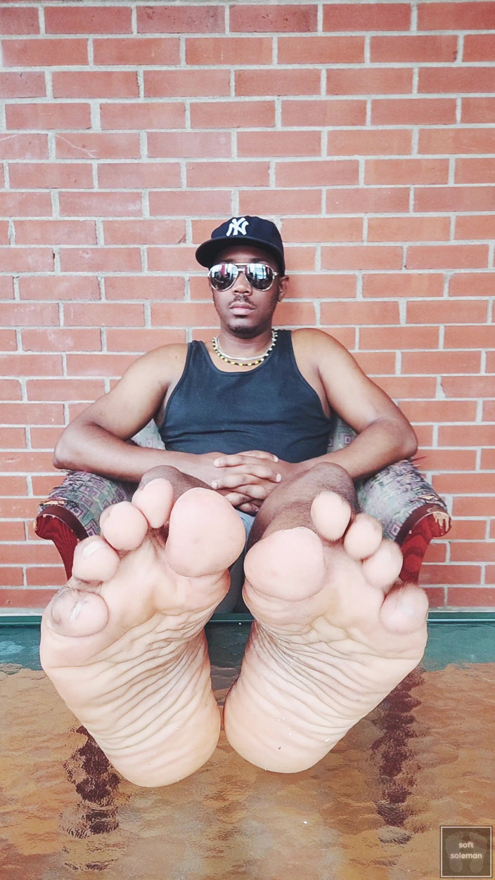 Soft Soleman: Remove My Shoes in the Solarium (2026)