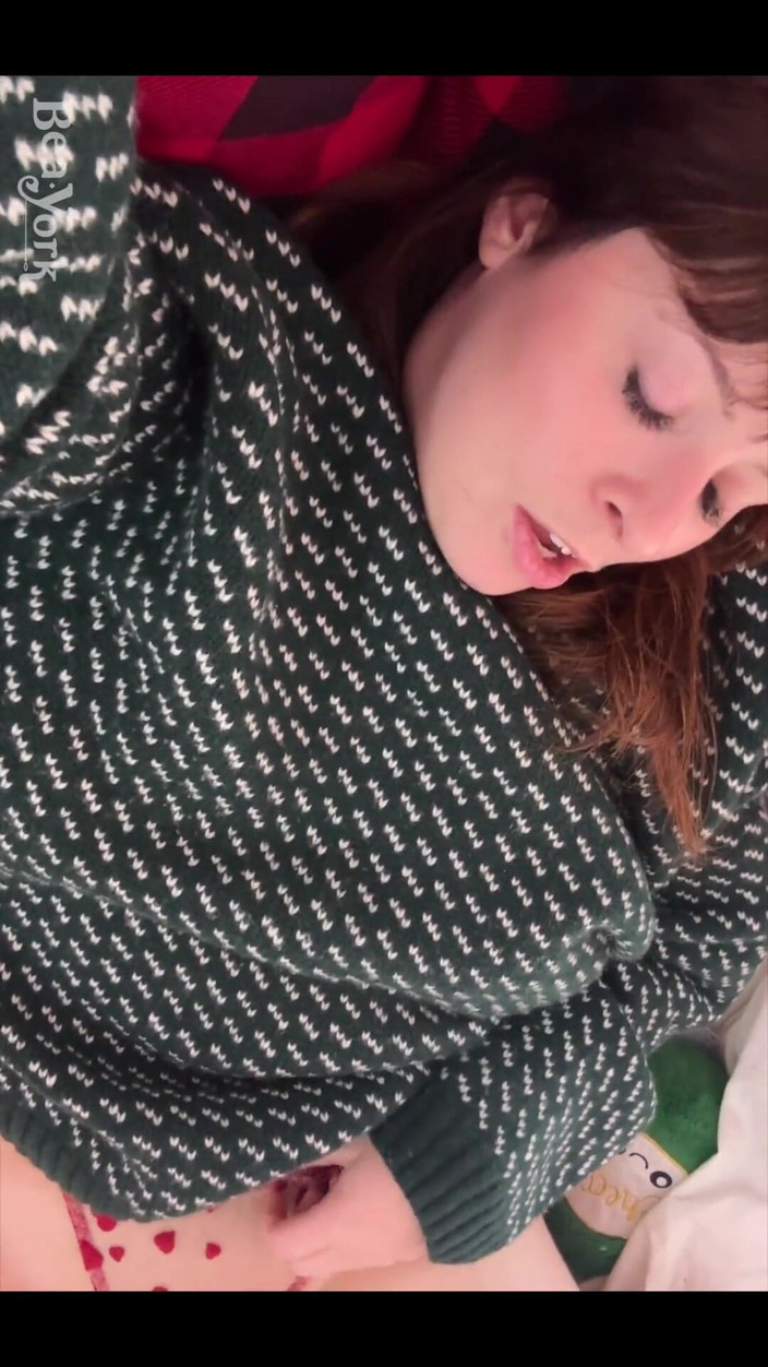 Bea York: Deine schläfrige Bea ist immer so geil für dich!