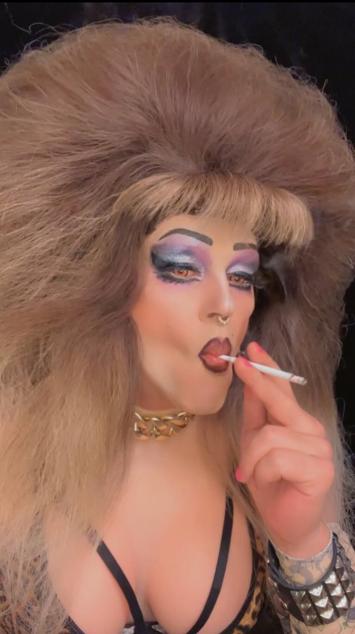 Shelly Robertss: Vackra tjejer shelly och ingefära