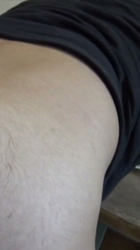로마인이 잘생긴 문신 남자에게 성관계를 가졌다