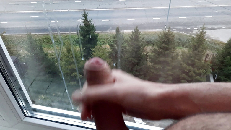 Marshall-Zeitung: Saya sangat suka melancap dan memancut mani semasa saya melihat...