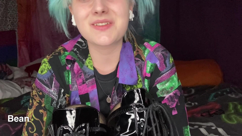 Alice Bean: Auf deinen kleinen schwanz treten