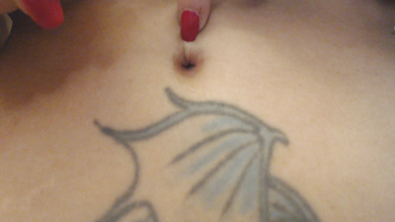 Abby Anna: 肚脐肚脐按钮玩超级特写