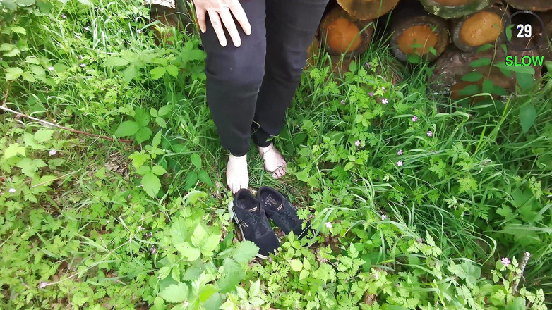 Bouncy Tits Action: Игра в дрочке - пощечина красной киски, специальный выпуск 2