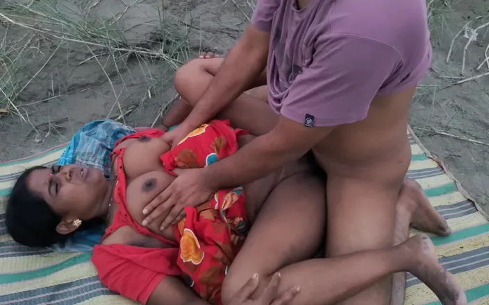 Sabina244: Outdoor Fucking in a My Best Boudi Last Time Doggy...