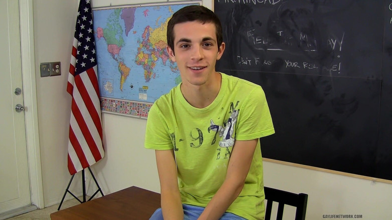 Teach Twinks: Conner Bradley entrevista