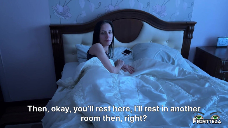 Frintteza: 天 - 10。继母和继子睡一张床。喉咙