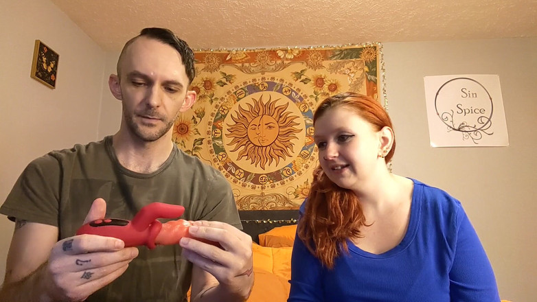 Sin Spice by Sophia Sinclair and Jasper Spice: Moiame tung- och fingervibrator unboxing och onani