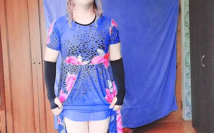 Kitty_Cross: 自慰和大量射精最后的大泡泡屁股性感热金发胖美女