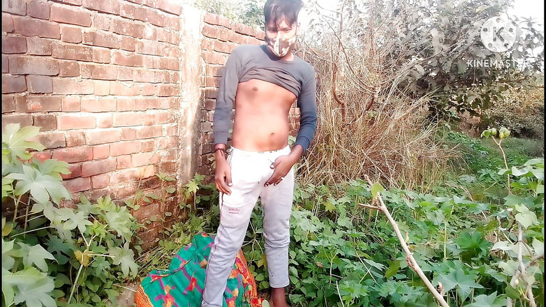Hotdick_rohit: Indian Lucknow amature boy cumshot in the outdoor jungle full...