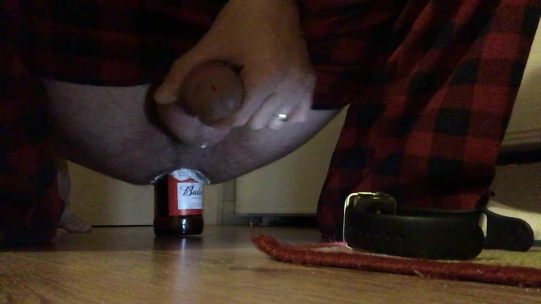 Rinno Steel: Anal bottle insertion