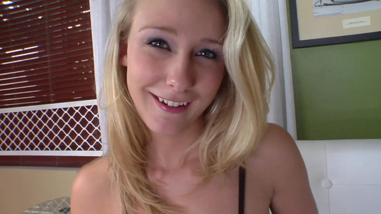 Crispy Teens: Lovely blonde teen gets pounded and facialized