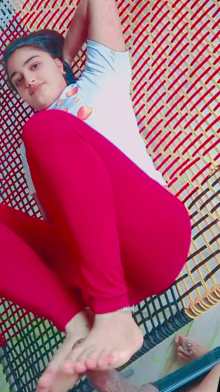 Your_aisha: Desi Village Girl First Time Sex in Home