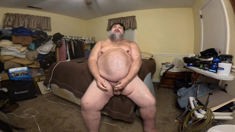 GeneWadexxx: Nadržený medvěd tady