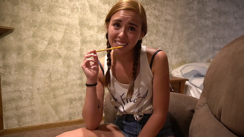 BrandiBraids: Hàng xóm đại học đụ gia sư của cô ấy