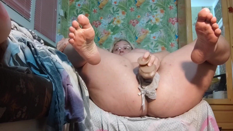 Putarankahotmilf: Білі стрінги змочування на камеру на камерне шоу