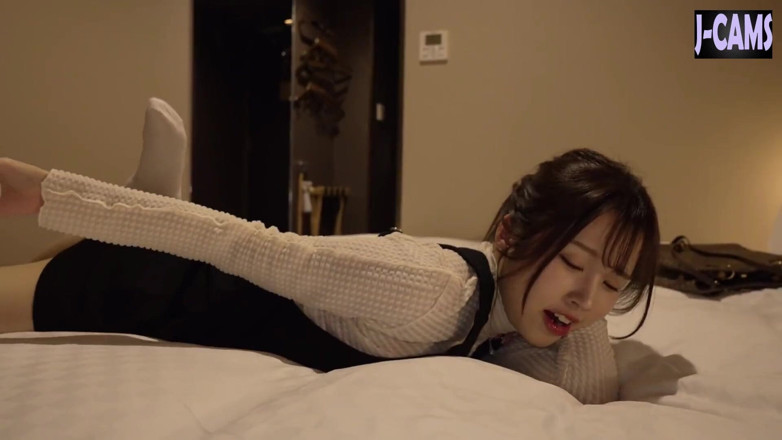 J-Cams: She, Rima Arai Ignites the Night with Silent Fire. - 6