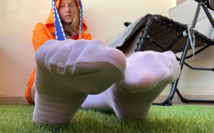 MilaPixie: Pure White Socks Pixie Garden Tease - Outdoor Foot Worship to...