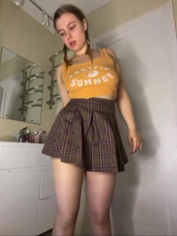 JuiceLussie: My Stepsister Fucking with Big Dildo in Bathroom