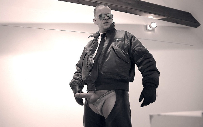 GERMANE_XL: Alfa leder hunk xl 1