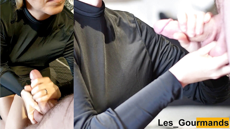 Les Gourmands: MiLF succhia in abito nero e si fa sborrare sul...