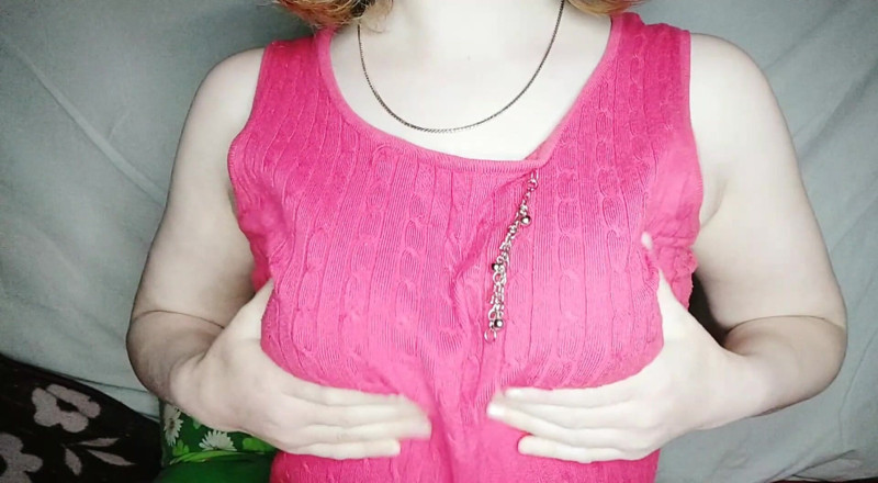 Miss_Kaprizzz19: Belos peitos da jovem puta