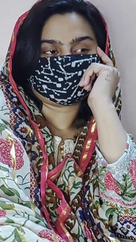 Percakapan hindi bari baji ne di chote bhai apni chut-clear