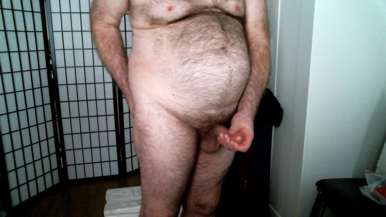 Coach Karl dude lodge: Jurulatih Karl merakam bebannya pada kamera langsung