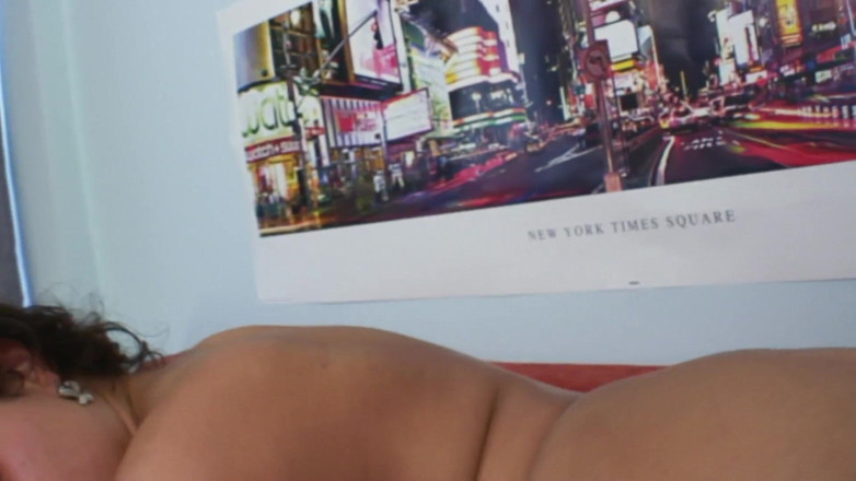 Emma Gold: Sexy teen POV on camera