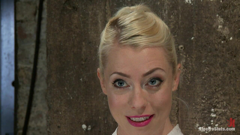 Electrosluts by Kink: En upp och ner elektrosexbesvär