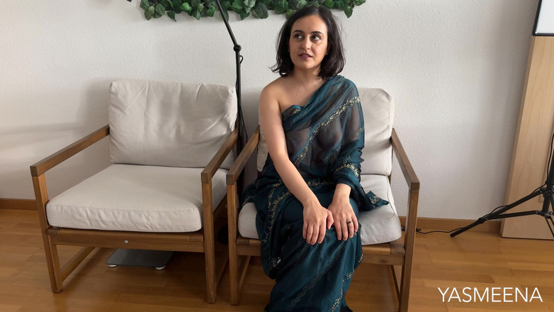 Yasmeena Ali: Quất roi trong Saree bởi dom