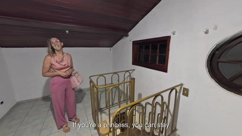 Gabi SweetCouplesStories: 부동산 중개인이 부동산을 팔기 위해 펠라와 애널 섹스를 허용합니다.