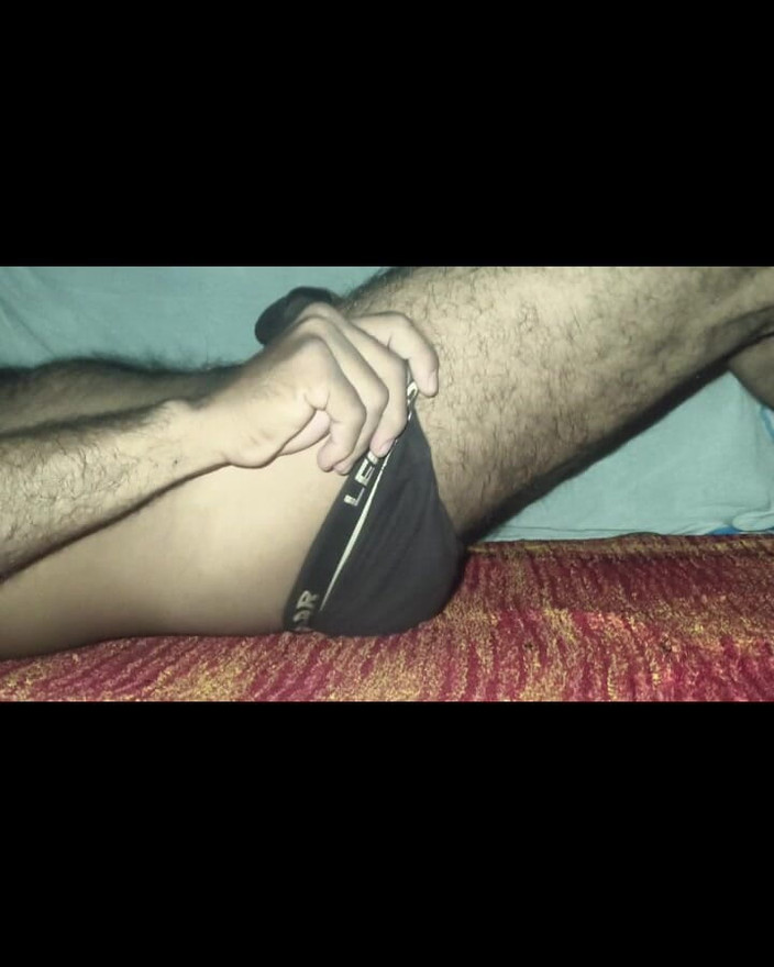 Raja612: भारतीय लड़का देसी लड़कियों का प्रेमिका के साथ अकेले सेक्स वीडियो आउटडोर हाथ से चुदाई सेक्स हवाई सेक्स